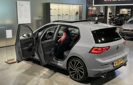 Huur Volkswagen Golf 8 GTI