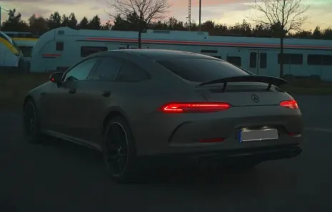 Huur Mercedes Benz GT53 AMG