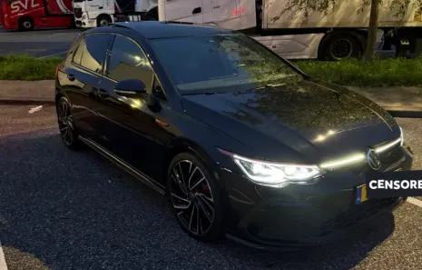 Huur Volkswagen Golf 8 GTI