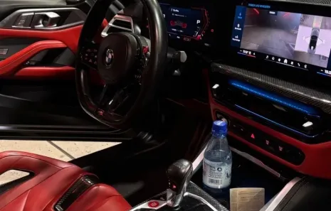 Huur BMW M4 Competition