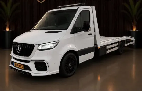 Huur Mercedes Benz Oprijwagen