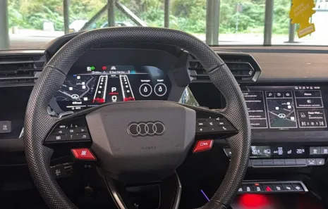 Huur Audi RS3 Limousine (2025)