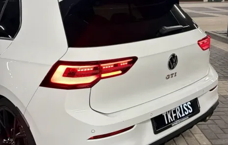Huur Volkswagen Golf 8 GTI Clubsport