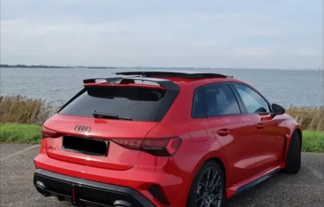 Huur Audi RS3 Sportback (2026)