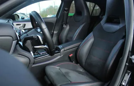 Huur Mercedes Benz A-Klasse AMG Line