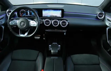 Huur Mercedes Benz A-Klasse AMG Line