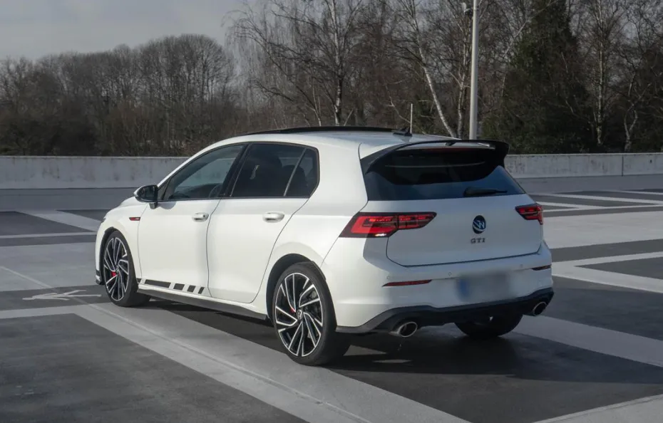 huur Volkswagen Golf 8 GTI Clubsport