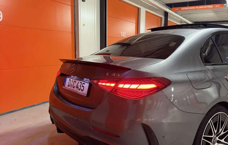 huur Mercedes Benz C43 AMG