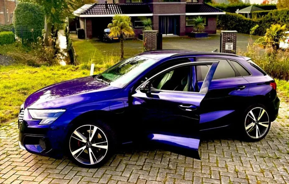 huur Audi A3 Sportback 1