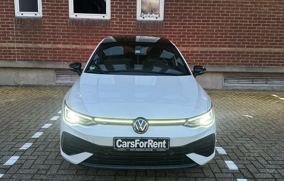 huur Volkswagen Golf 8R + Downpipes