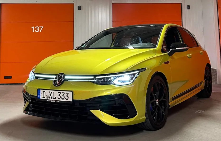 huur Volkswagen Golf 8R 333 Edition 1