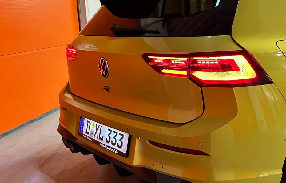 huur Volkswagen Golf 8R 333 Edition 1