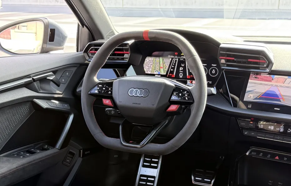 huur Audi RS3 2025 Performance 1
