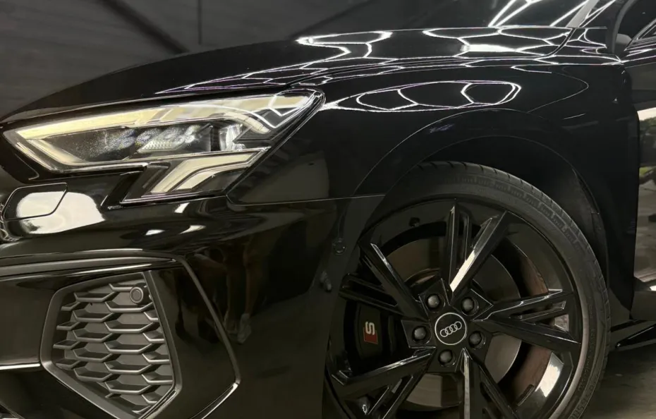 huur Audi S3 Sportback 1