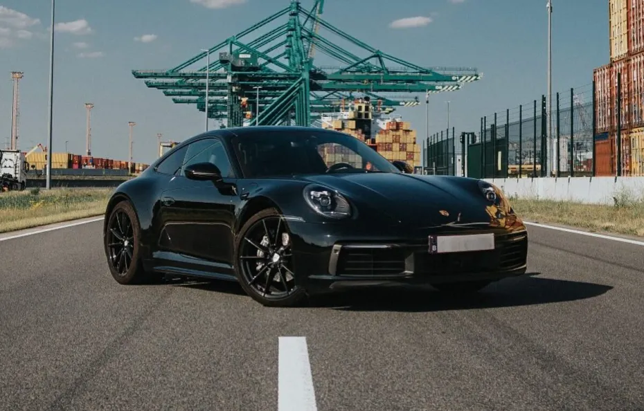 huur Porsche Carrera 992 1