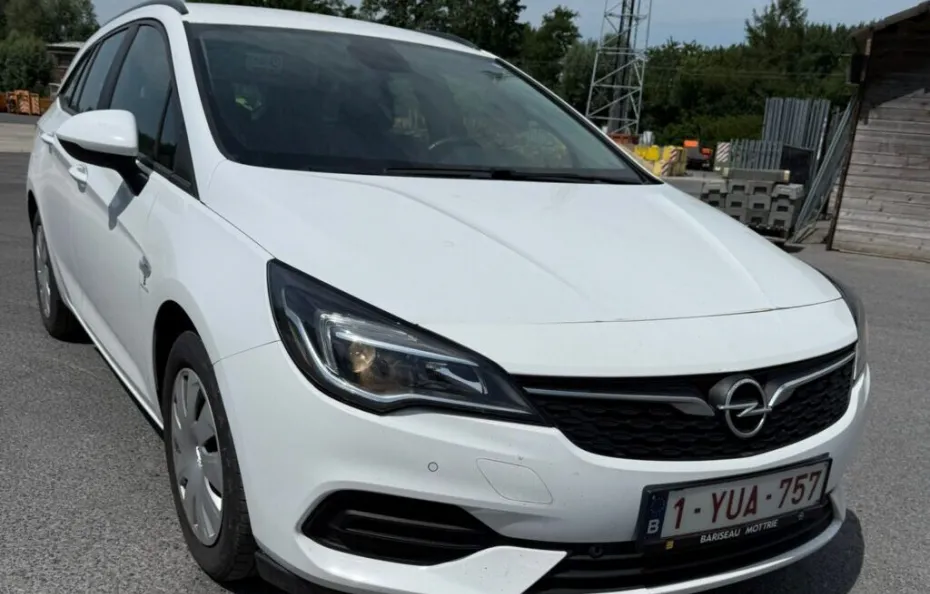 huur Opel Astra Tourer 1