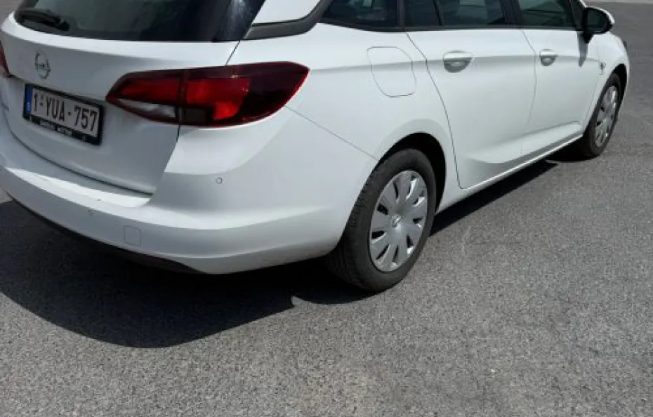 huur Opel Astra Tourer 1