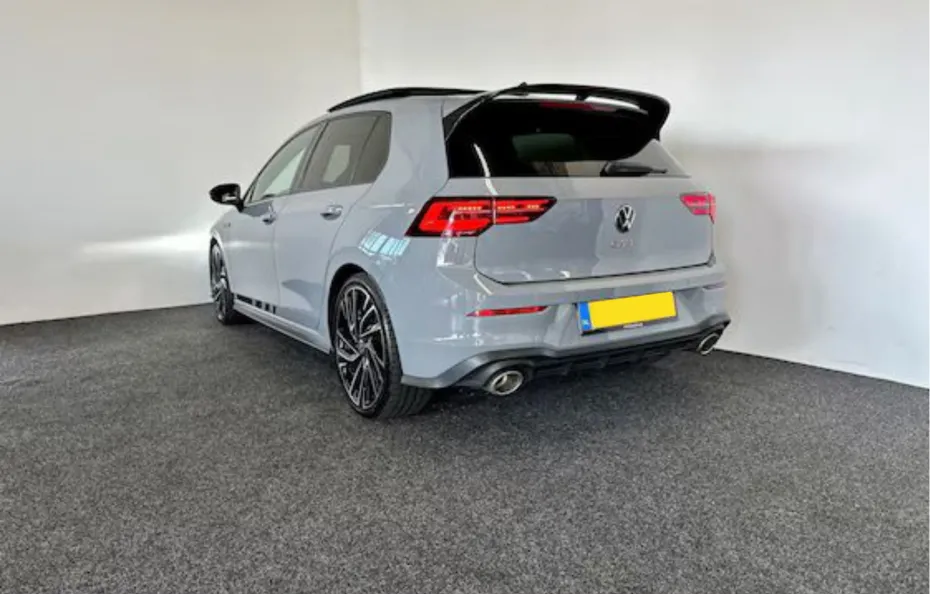 huur Volkswagen Golf 8 GTI Clubsport