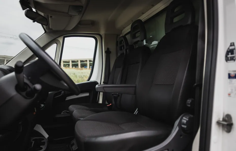 huur Peugeot bakwagen 1