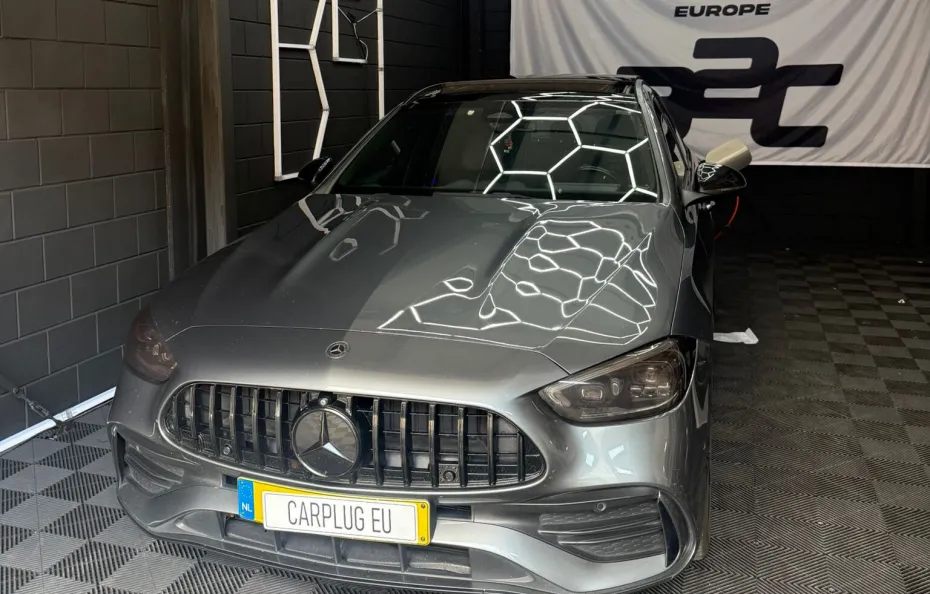 huur Mercedes-Benz C300 1