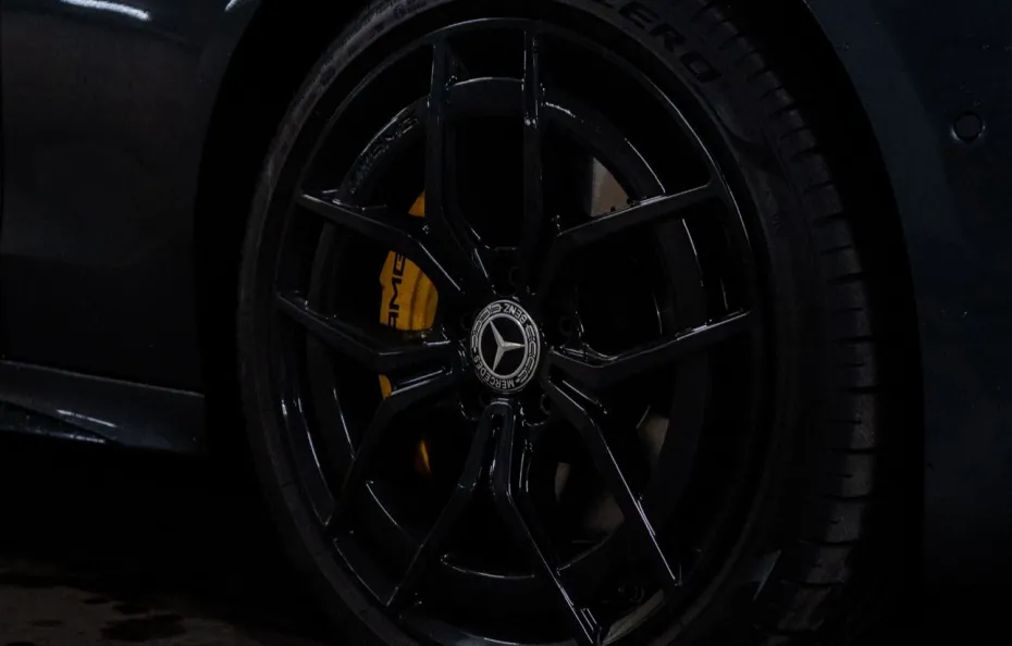 huur Mercedes-Benz C300 1