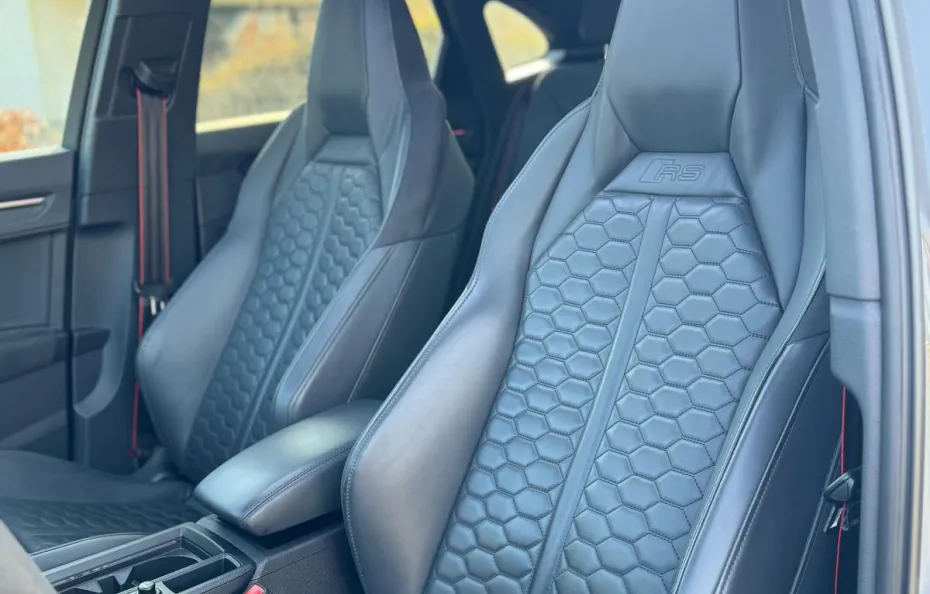 huur Audi RSQ3 Sportback