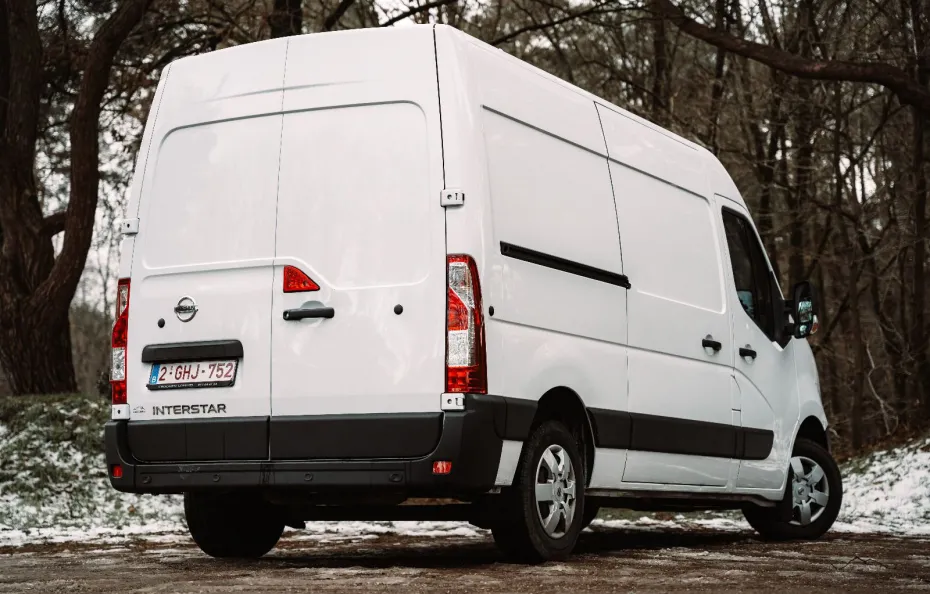 huur Nissan Interstar 1