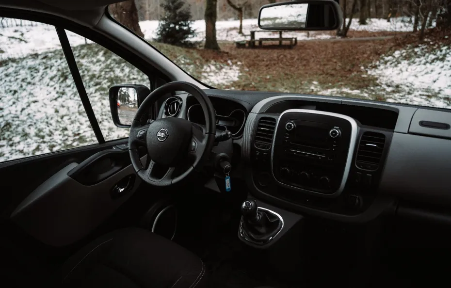 huur Nissan Interstar 1