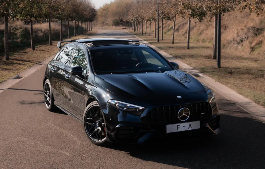huur Mercedes Benz A45s AMG (2025) 1