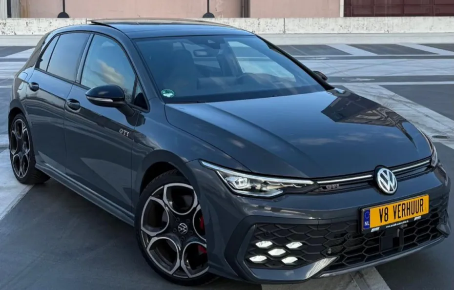 huur Volkswagen Golf 8.5 GTI 1