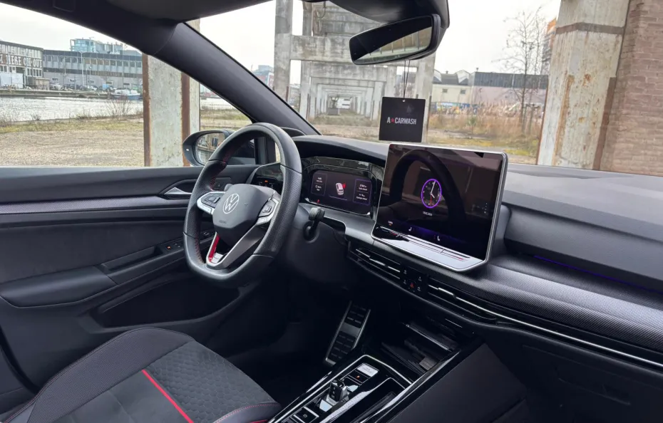 huur Volkswagen Golf 8.5 GTI Clubsport