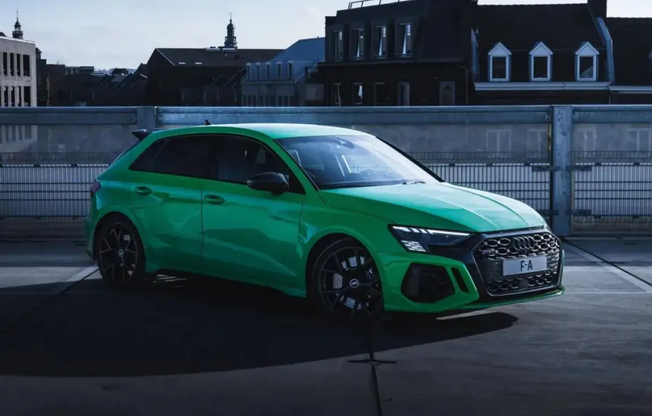 huur Audi RS3 Sportback 1