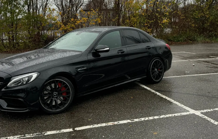 huur Mercedes Benz C63s AMG 1