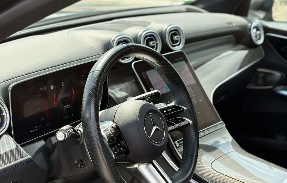 huur Mercedes Benz GLC 400 1