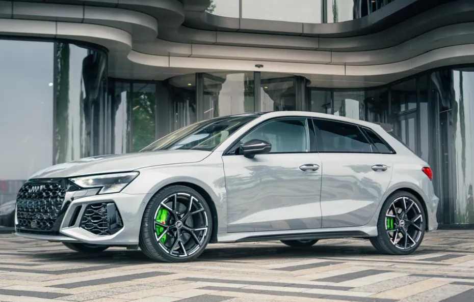 huur Audi RS3 Sportback 1