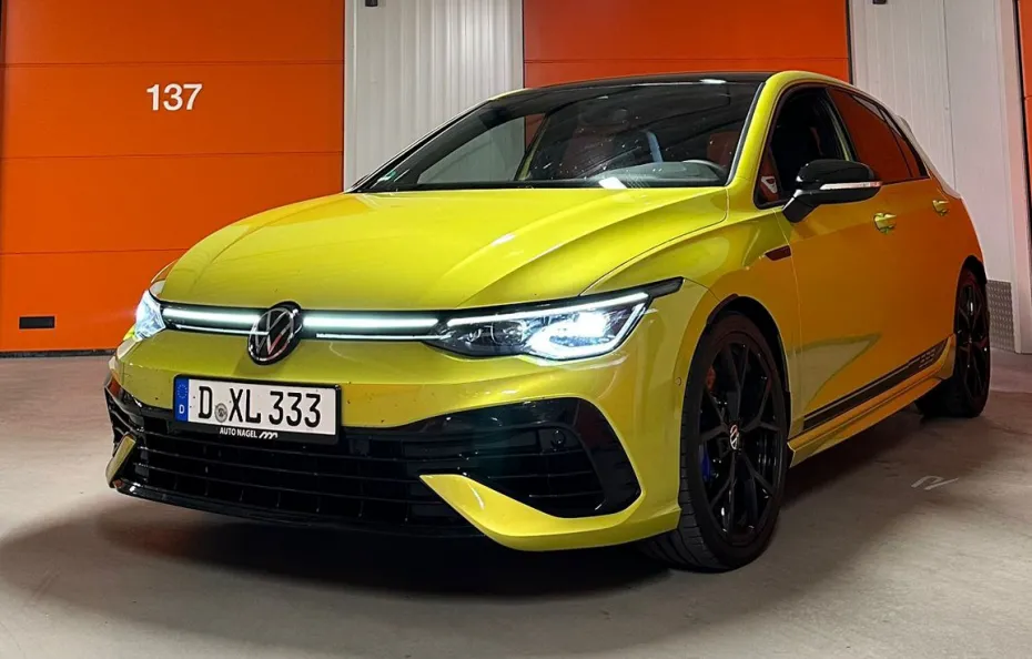 huur Volkswagen Golf 8R 333 Edition 1