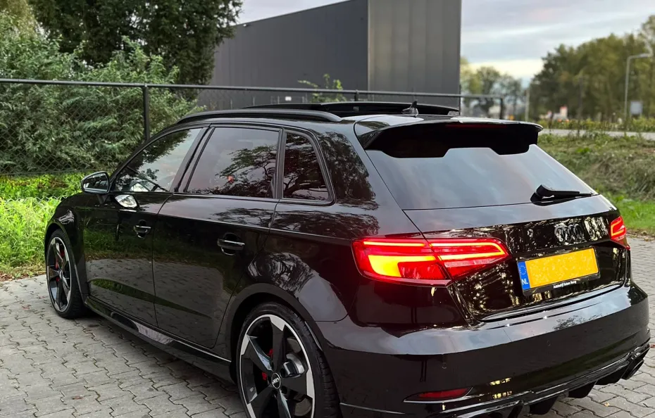 huur Audi RS3 Sportback 1