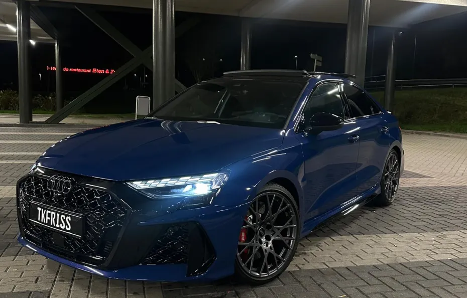 huur Audi RS3 Limousine (2025) 1