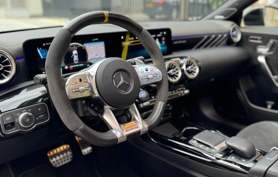 huur Mercedes Benz CLA45s AMG