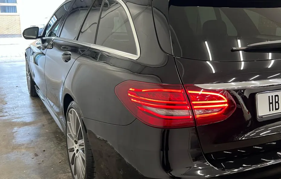 huur Mercedes-Benz C43 AMG 1