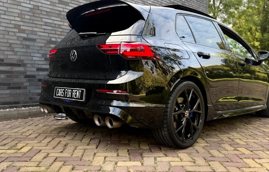 huur Volkswagen Golf 8R 333 Edition 1