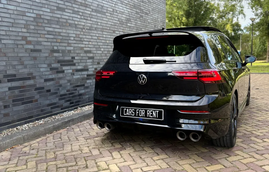 huur Volkswagen Golf 8R 333 Edition 1