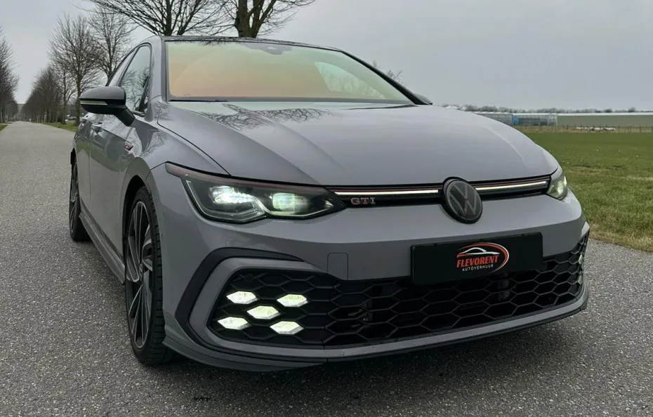 huur Volkswagen Golf 8 GTI Clubsport 1