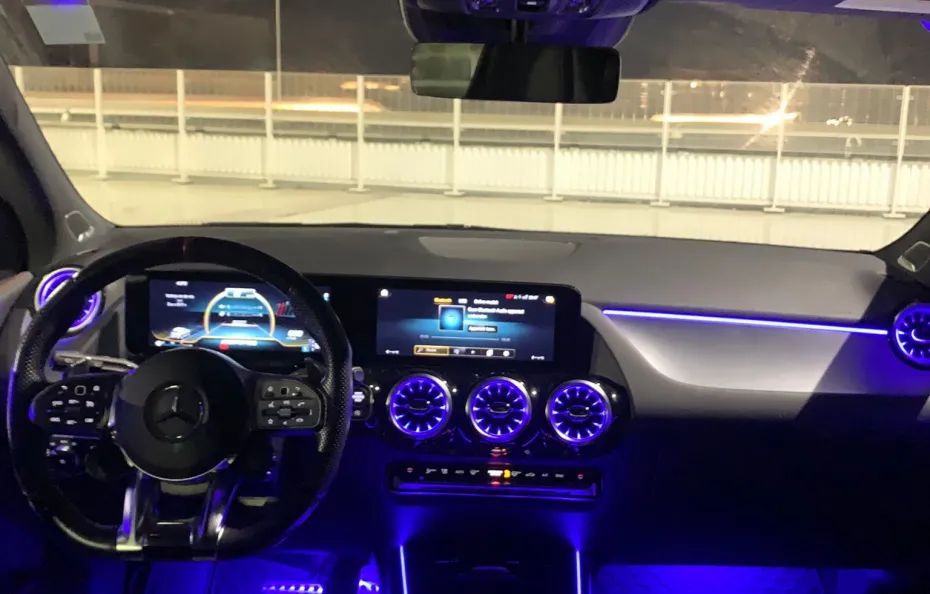 huur Mercedes Benz GLA45s AMG
