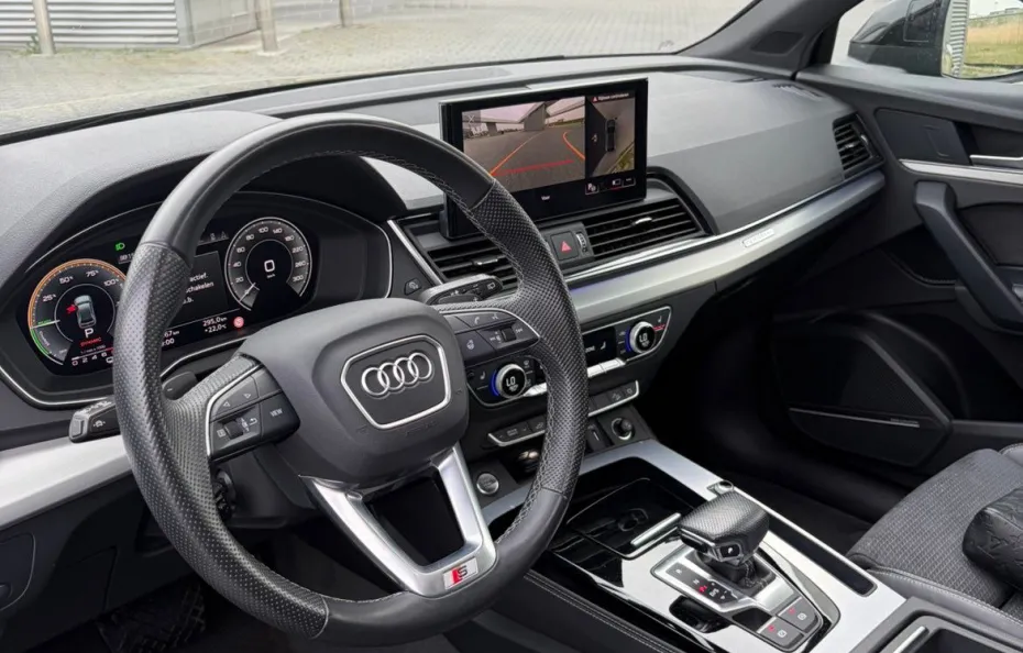 huur Audi Q5 S-Line