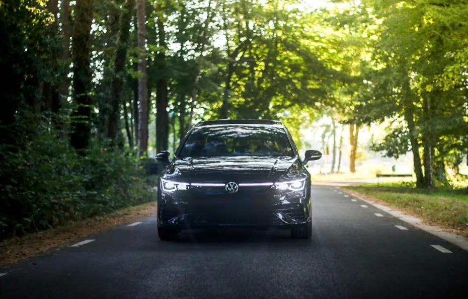 huur Volkswagen Golf 8R Performance