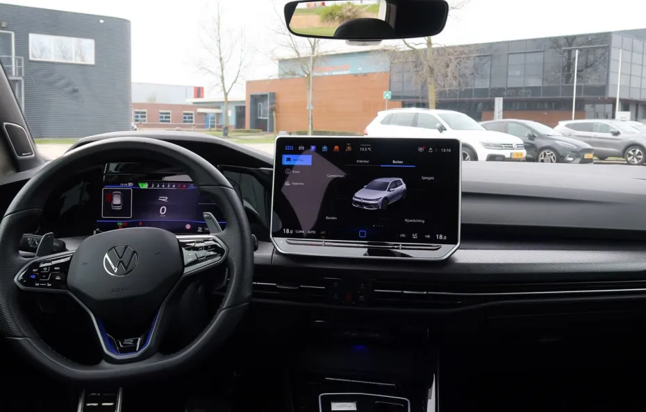 huur Volkswagen Golf 8.5R