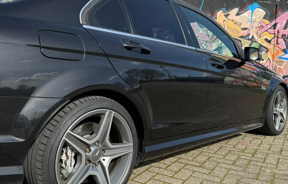 huur Mercedes Benz C63 AMG
