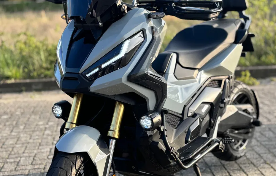 huur Honda X-ADV 750