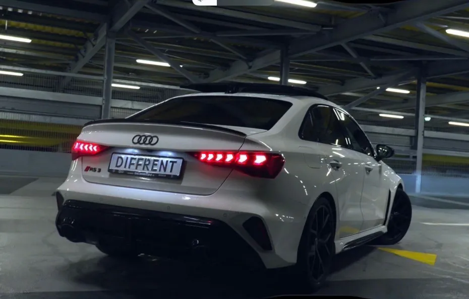 huur Audi RS3 Limousine (2026)